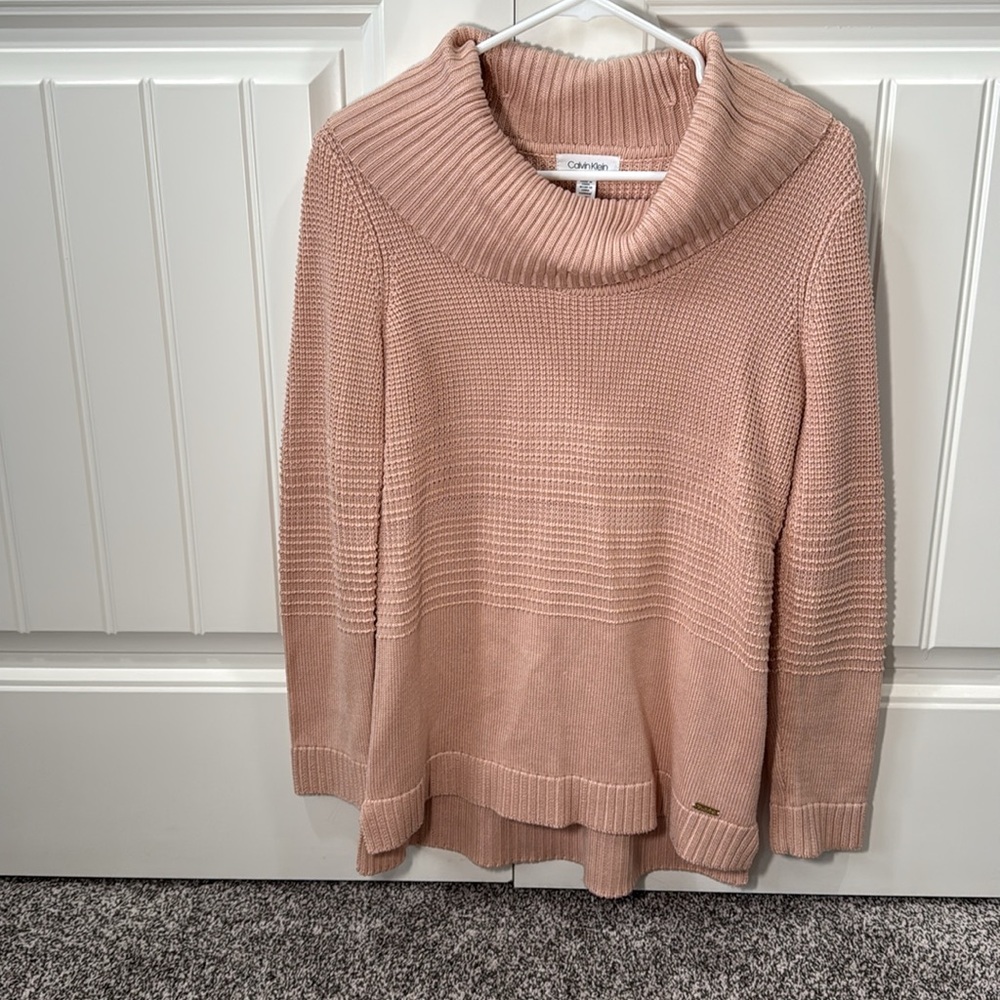 Calvin Klein Sweater